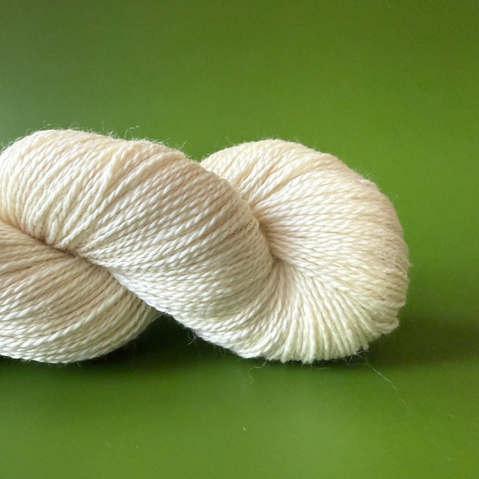 Elitespun Essentials 100% Merino Superwash Yarn (Fingering)
