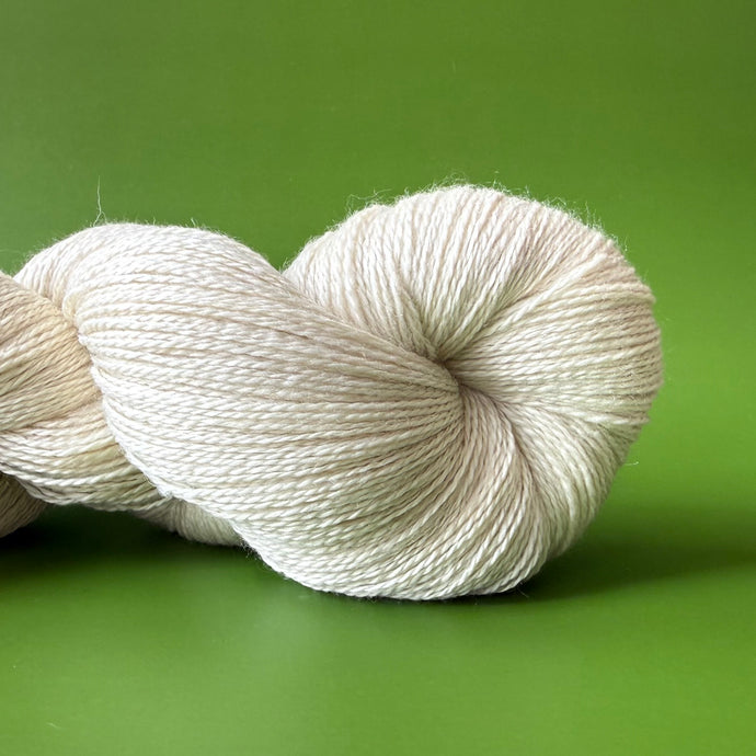 Elitespun Essentials 80/10/10 Merino Wool/Cashmere/Nylon Superwash Yarn (Laceweight)