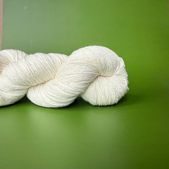 Elitespun Essentials 80/20 Organic Wool/Recycled Nylon (Fingering)