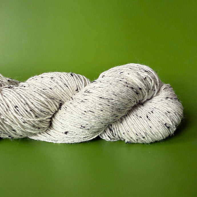 Elitespun Essentials 80/20 Wool/Black Neps Yarn (Fingering)