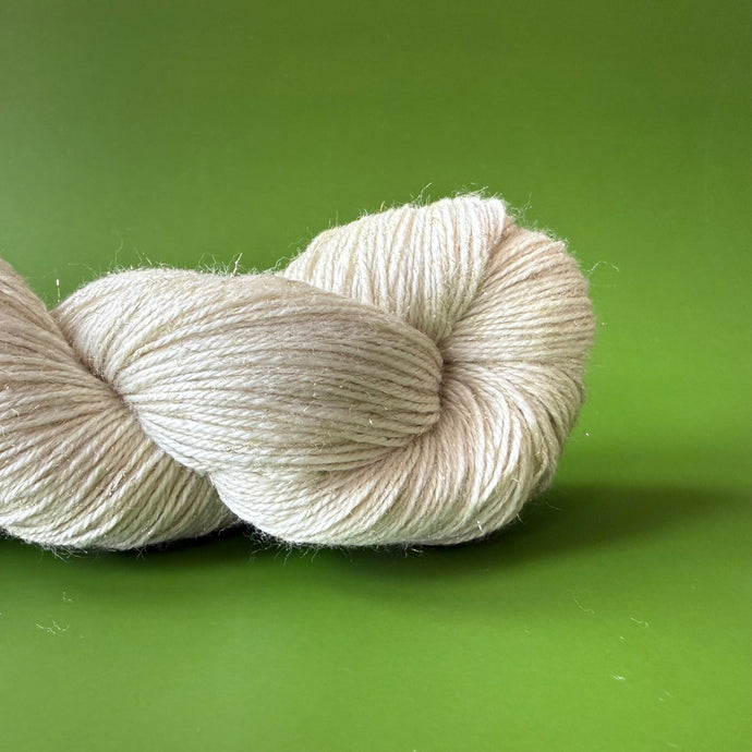 Elitespun Essentials 84/16 Merino Wool/Sparkling Stellina Gold Superwash Yarn (Fingering)