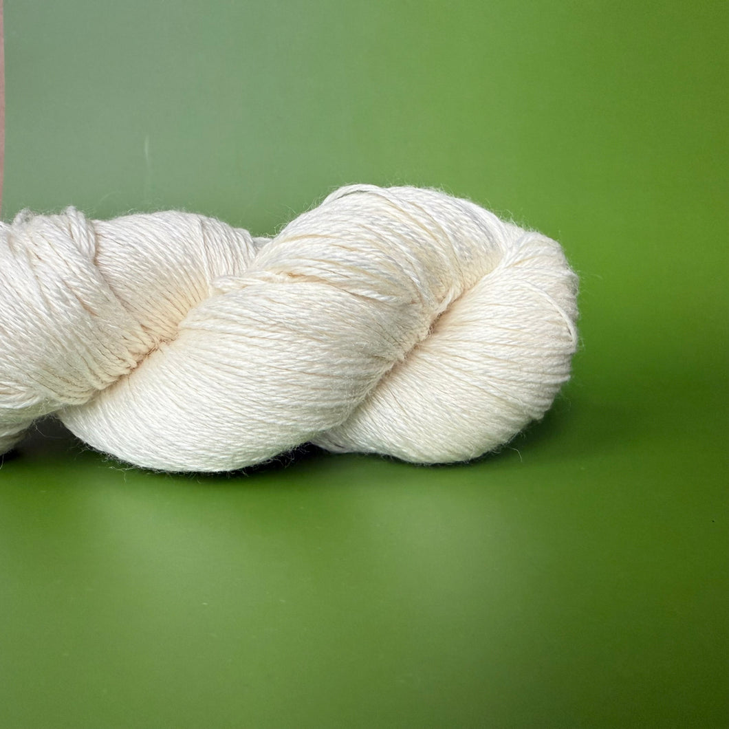 Elitespun Essentials 70/20/10 Merino Wool/Bamboo/Nylon Superwash Yarn (Fingering)