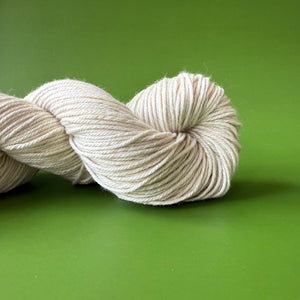 Elitespun Essentials 80/10/10 Merino Wool/Cashmere/Nylon Superwash Yarn (Worsted)