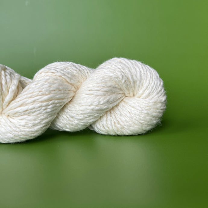 Elitespun Essentials 80/20 Merino Wool/Nylon Superwash Yarn (Chunky)