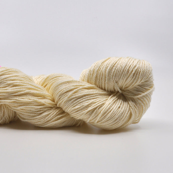 Merino Wool/Nylon 80/20 Superwash Yarn -Undyed (Sock)