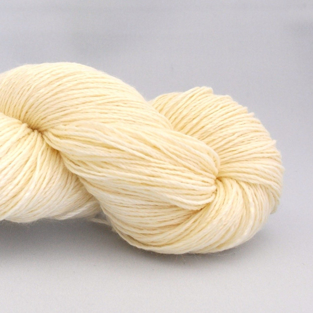 Elitespun Essentials 70/20/10 Merino Wool/Bamboo/Nylon Superwash Yarn (Fingering) - Cone